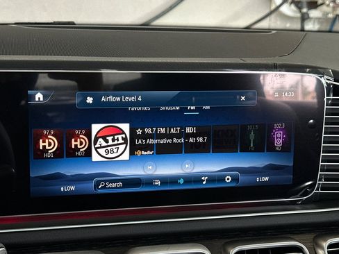 New 2026 Mercedes-Benz GLS 450 4MATIC image 35