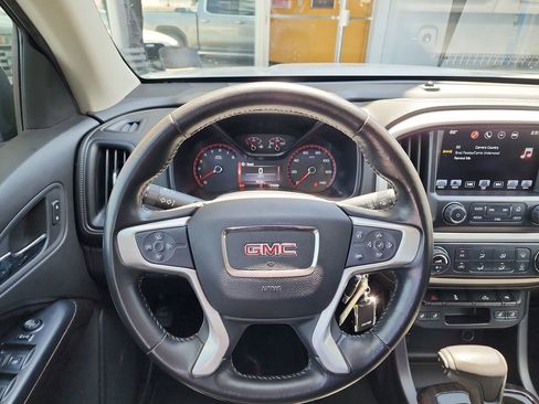 Used 2016 GMC Canyon SLT AWD/4WD image 18