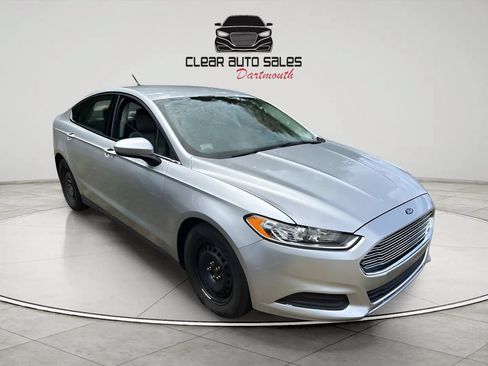 Used 2013 Ford Fusion S FWD image 2