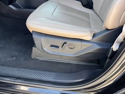 Used 2024 Ford Expedition Max Limited RWD image 23
