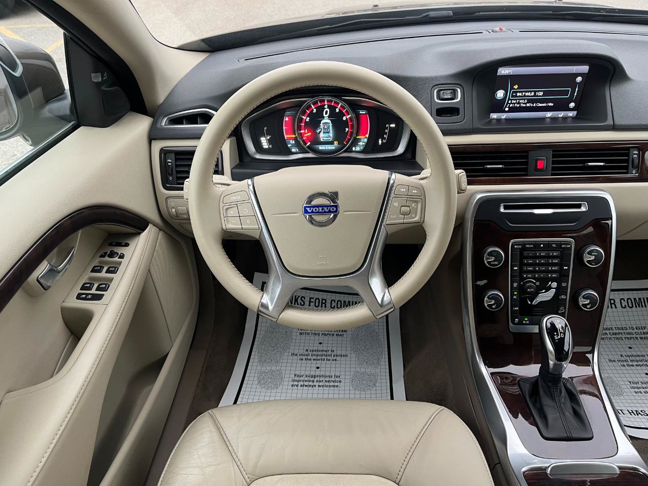 Used 2015 Volvo XC70 T6 Premier Plus AWD/4WD image 14