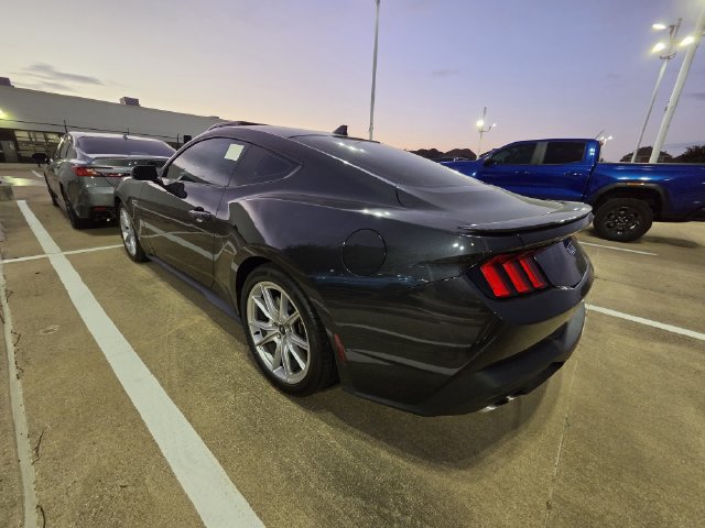 Used 2024 Ford Mustang GT Premium RWD image 4