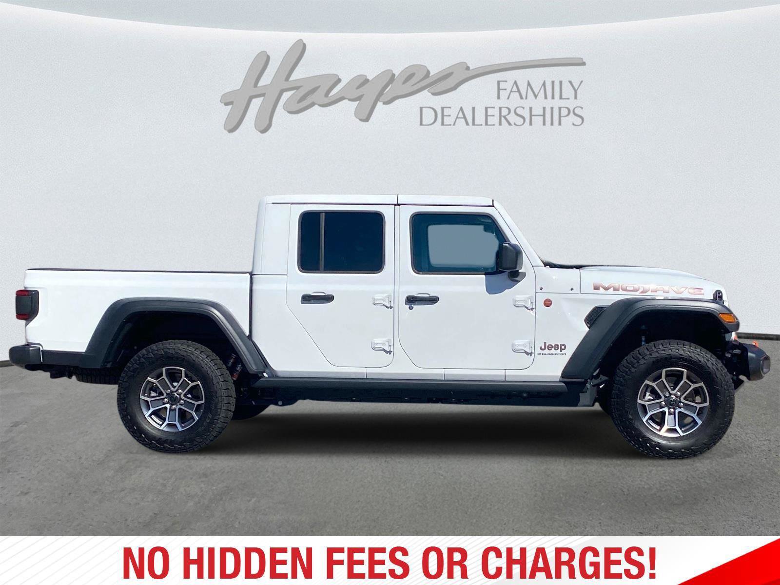 Used 2026 Jeep Gladiator Mojave AWD/4WD image 2