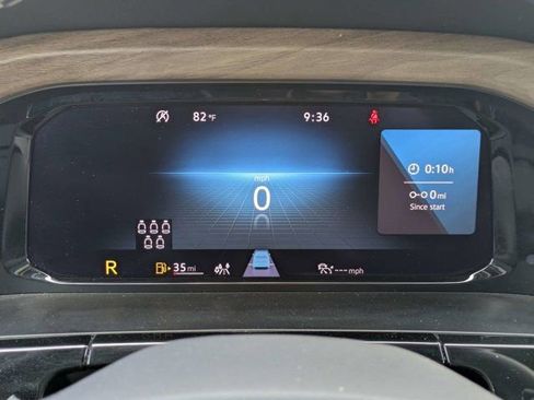 Used 2025 Volkswagen Atlas SE AWD/4WD image 29