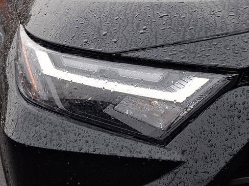 Used 2024 Toyota RAV4 LE image 9