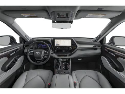 Used 2025 Toyota Highlander Platinum AWD/4WD image 8