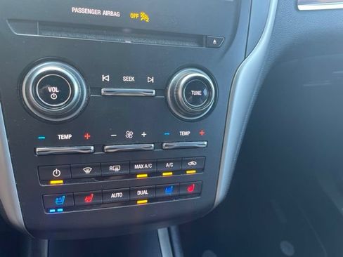 Used 2018 Lincoln MKC Reserve w/ Lincoln MKC Climate Package FWD image 40