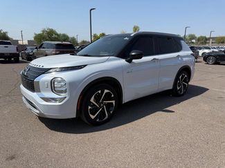 Used 2023 Mitsubishi Outlander 4WD Plug-In Hybrid video 1