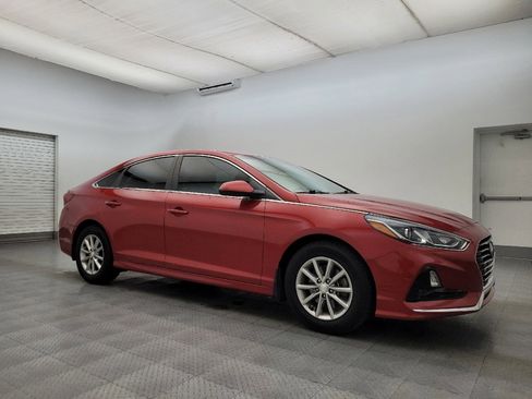 Used 2019 Hyundai Sonata SE w/ Winter Weather Package image 11