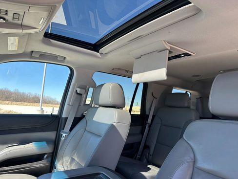 Used 2016 Chevrolet Tahoe LT image 8