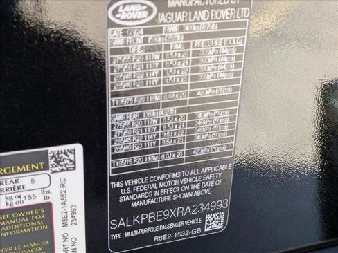 Used 2024 Land Rover Range Rover Long Wheelbase SE image 16