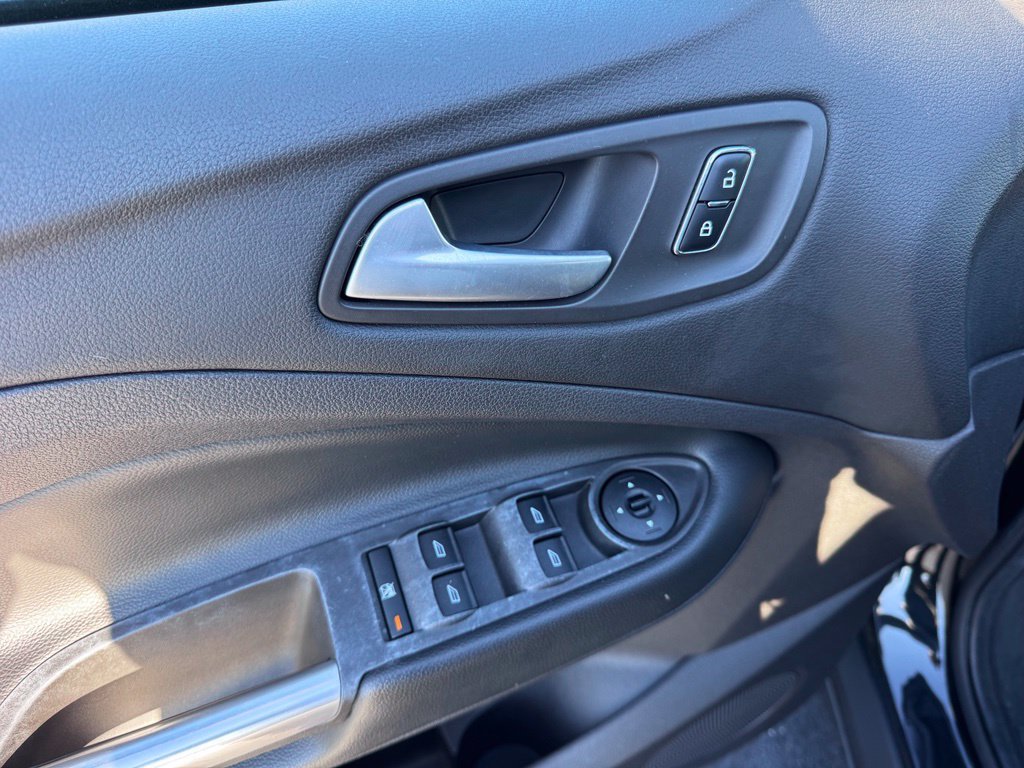Used 2014 Ford Escape SE w/ Equipment Group 201A AWD/4WD image 19