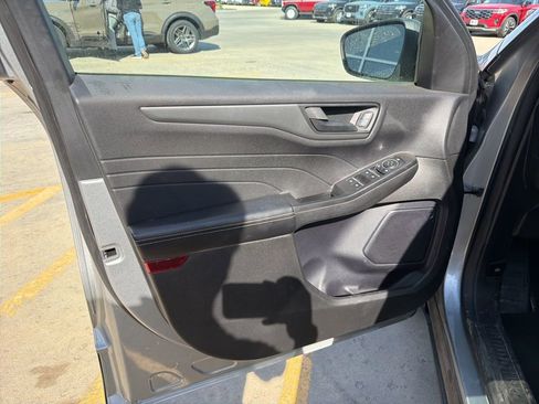 Used 2024 Ford Escape Active FWD image 9