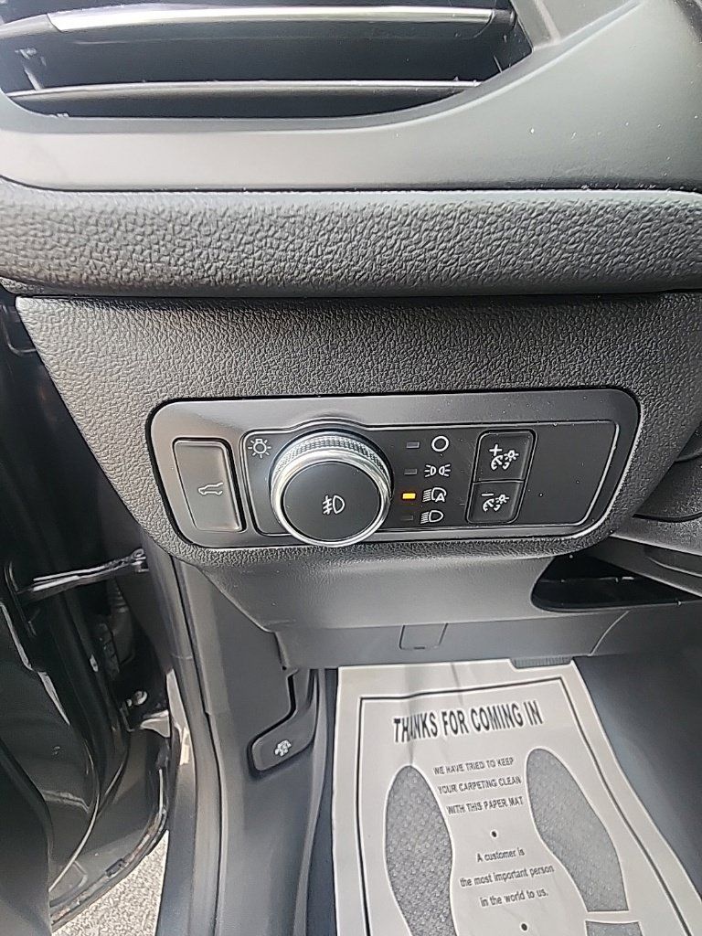 Used 2020 Ford Escape SEL AWD/4WD image 18