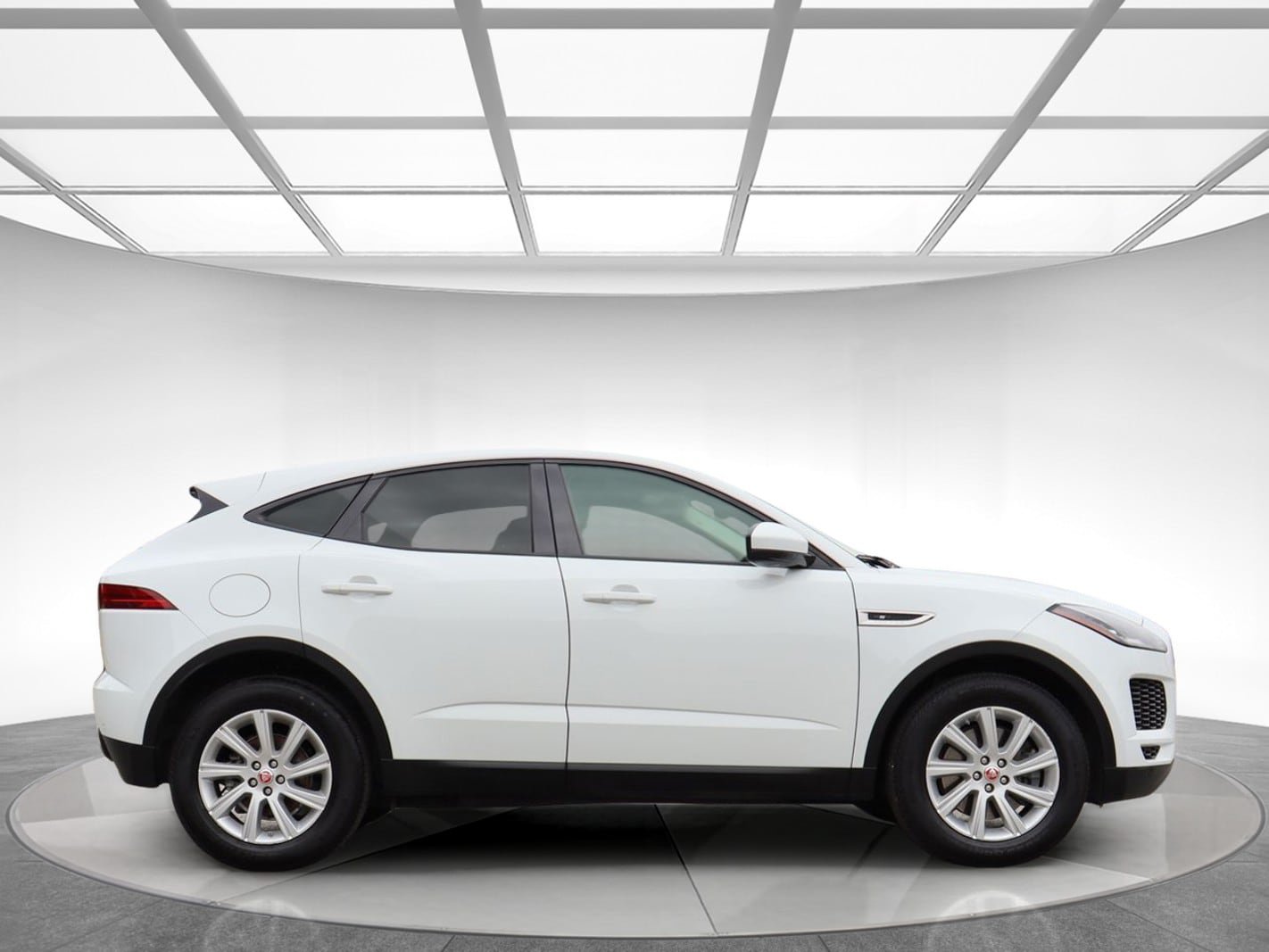 Used 2019 Jaguar E-PACE S AWD/4WD image 4