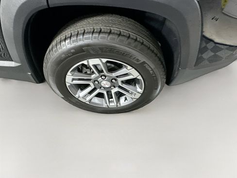 Used 2025 GMC Terrain Elevation image 11