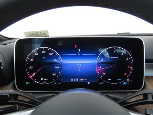 Certified 2025 Mercedes-Benz C 300 Sedan image 32