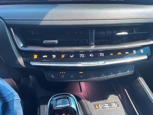 Used 2025 Cadillac CT5 V RWD image 12