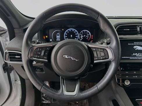 Used 2018 Jaguar F-PACE Prestige AWD/4WD image 15