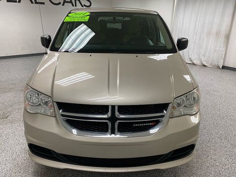 Used 2014 Dodge Grand Caravan SE w/ Quick Order Package 29E SE image 2