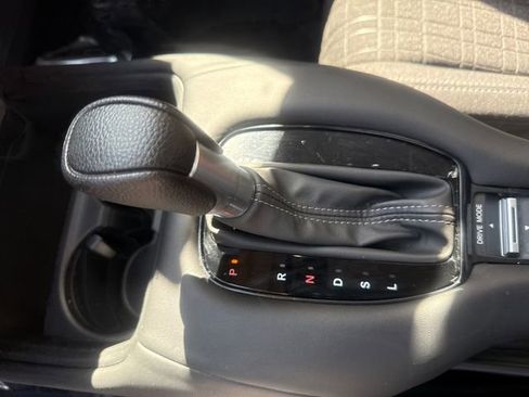 Certified 2024 Honda HR-V LX image 20