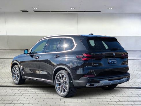 New 2026 BMW X5 xDrive40i w/ Climate Comfort Package AWD/4WD image 4