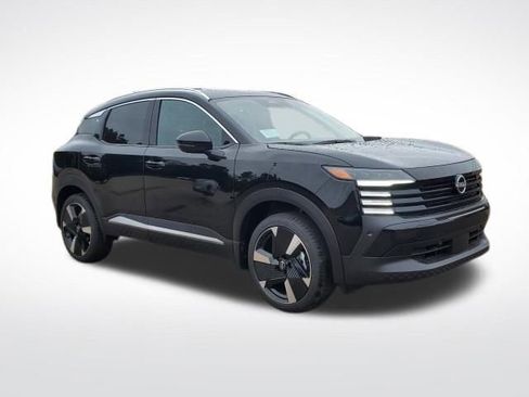 New 2026 Nissan Kicks SR w/ SR Premium Package image 7