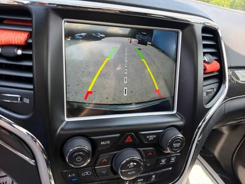 Used 2018 Jeep Grand Cherokee SRT w/ Trailer Tow Group IV AWD/4WD image 21