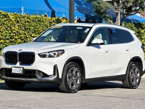 Used 2023 BMW X1 xDrive28i image 8