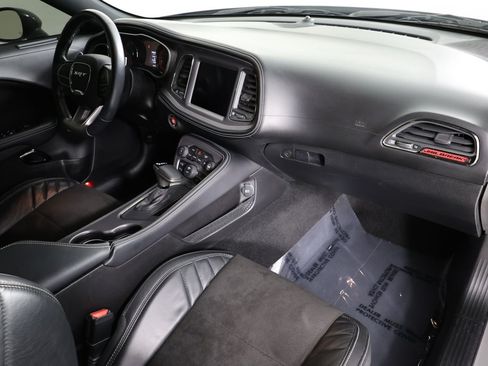 Used 2023 Dodge Challenger SRT Hellcat w/ Driver Convenience Group RWD image 28