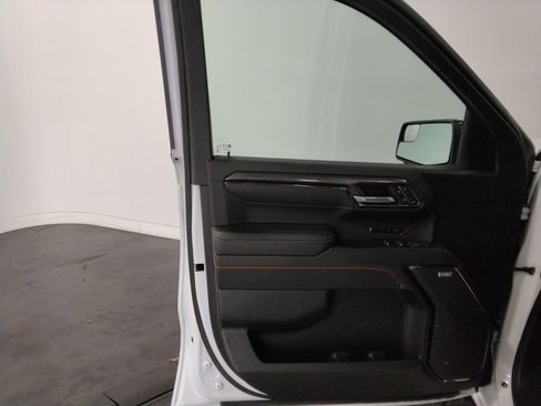 Used 2022 GMC Sierra 1500 AT4 image 24