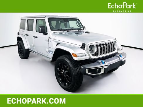 Used 2024 Jeep Wrangler Unlimited Sahara AWD/4WD image 1