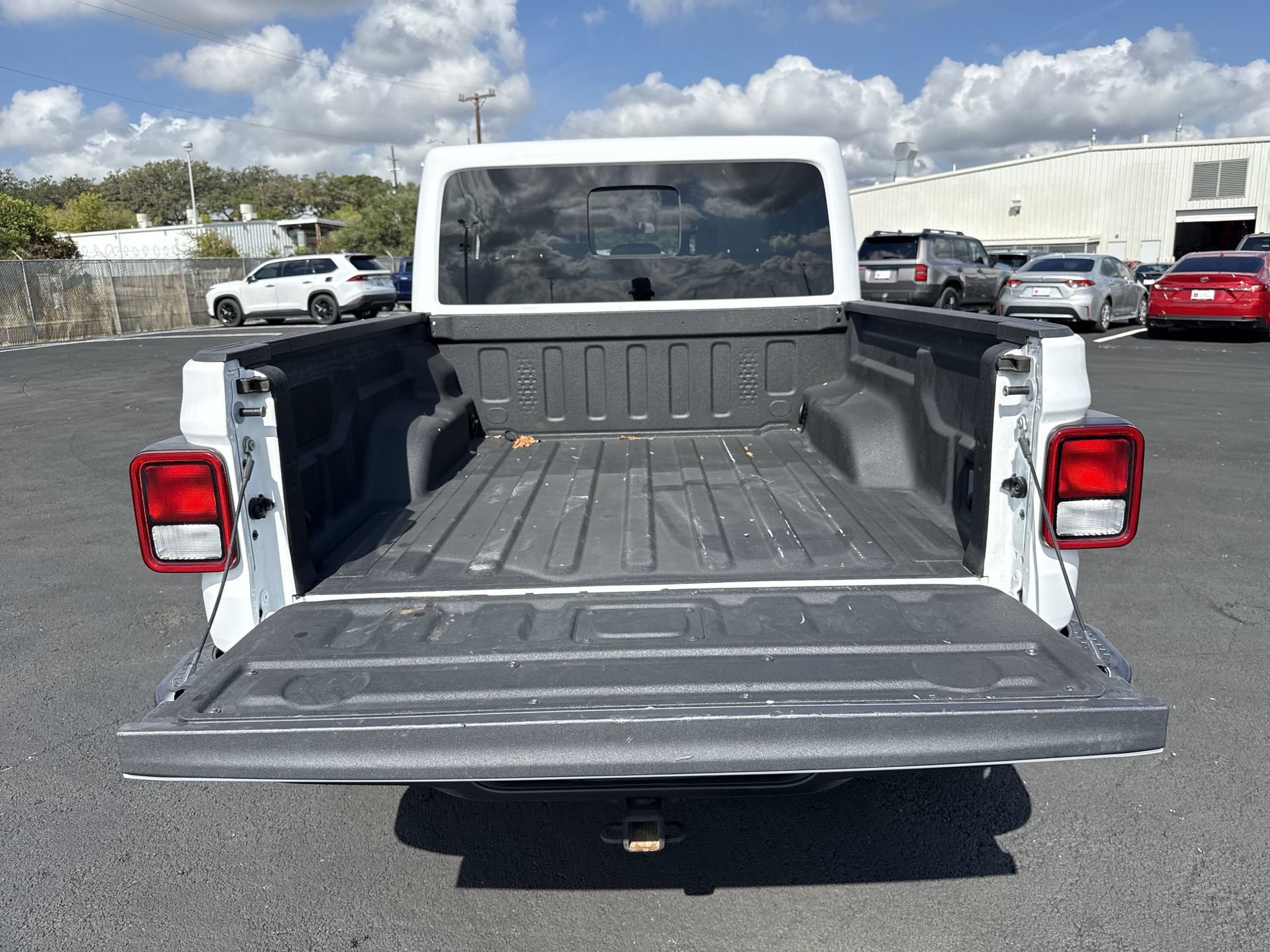 Used 2025 Jeep Gladiator Sport AWD/4WD image 20