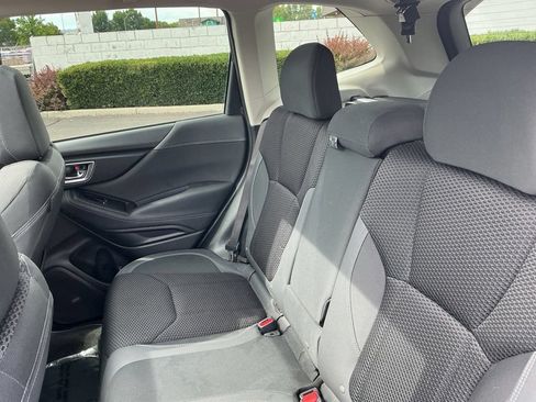 Used 2020 Subaru Forester Premium AWD/4WD image 23