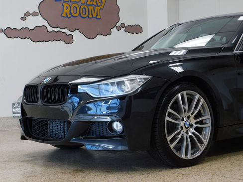 Used 2015 BMW 328i xDrive Wagon AWD/4WD image 16
