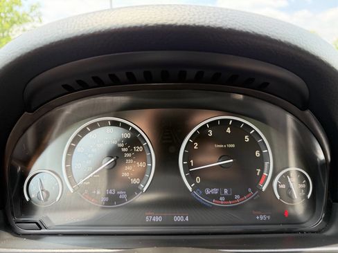 Used 2013 BMW 535i xDrive Sedan AWD/4WD image 24