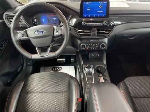 Used 2023 Ford Escape ST-Line AWD/4WD image 6