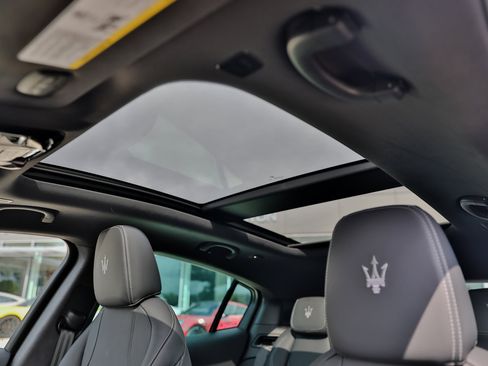 New 2024 Maserati Grecale GT image 56