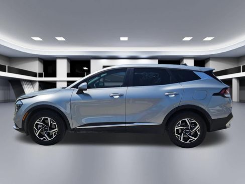 Certified 2025 Kia Sportage LX FWD image 3
