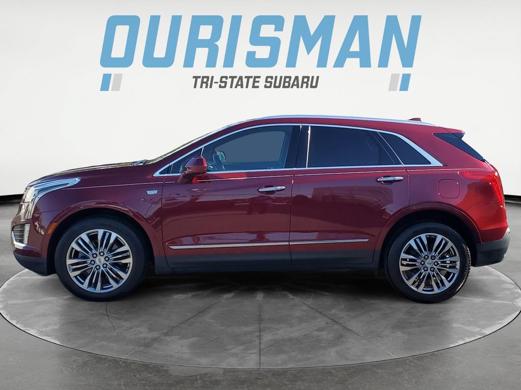 Used 2017 Cadillac XT5 Premium Luxury FWD image 3