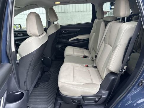 Used 2023 Subaru Ascent Premium w/ Convenience Package AWD/4WD image 25