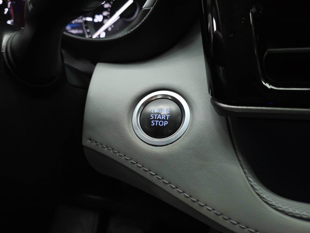 Used 2021 Toyota Highlander Limited AWD/4WD image 28