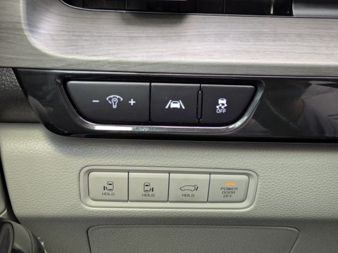 Certified 2024 Kia Carnival EX FWD image 33