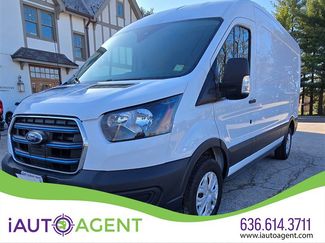 Used 2022 Ford E-Transit Medium Roof RWD video 1