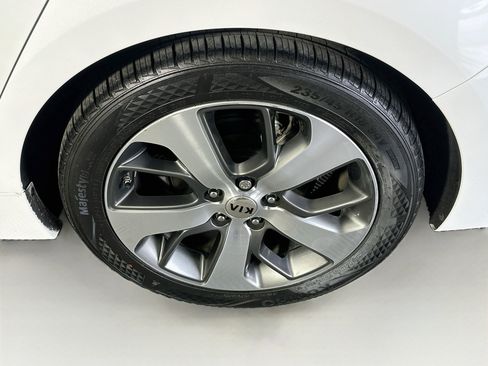 Used 2019 Kia Optima S w/ S Panoramic Sunroof Package FWD image 11