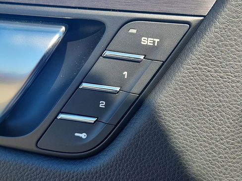 New 2026 Porsche Macan GTS image 20