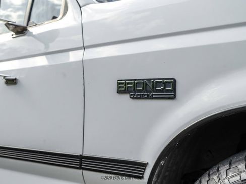 Used 1992 Ford Bronco Custom AWD/4WD image 57