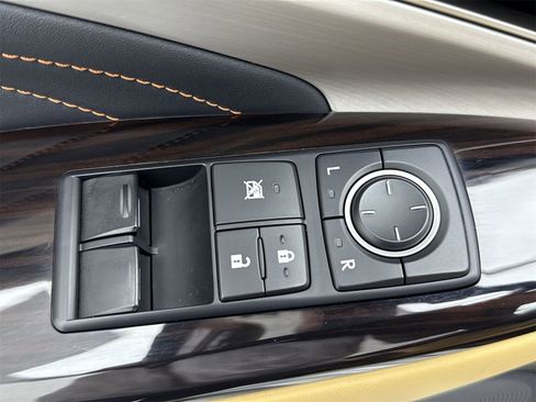 Used 2015 Lexus RC 350 image 18