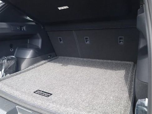 New 2026 Volkswagen Tiguan SEL R-Line image 22