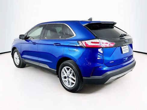 Certified 2022 Ford Edge SEL w/ Convenience Package image 4